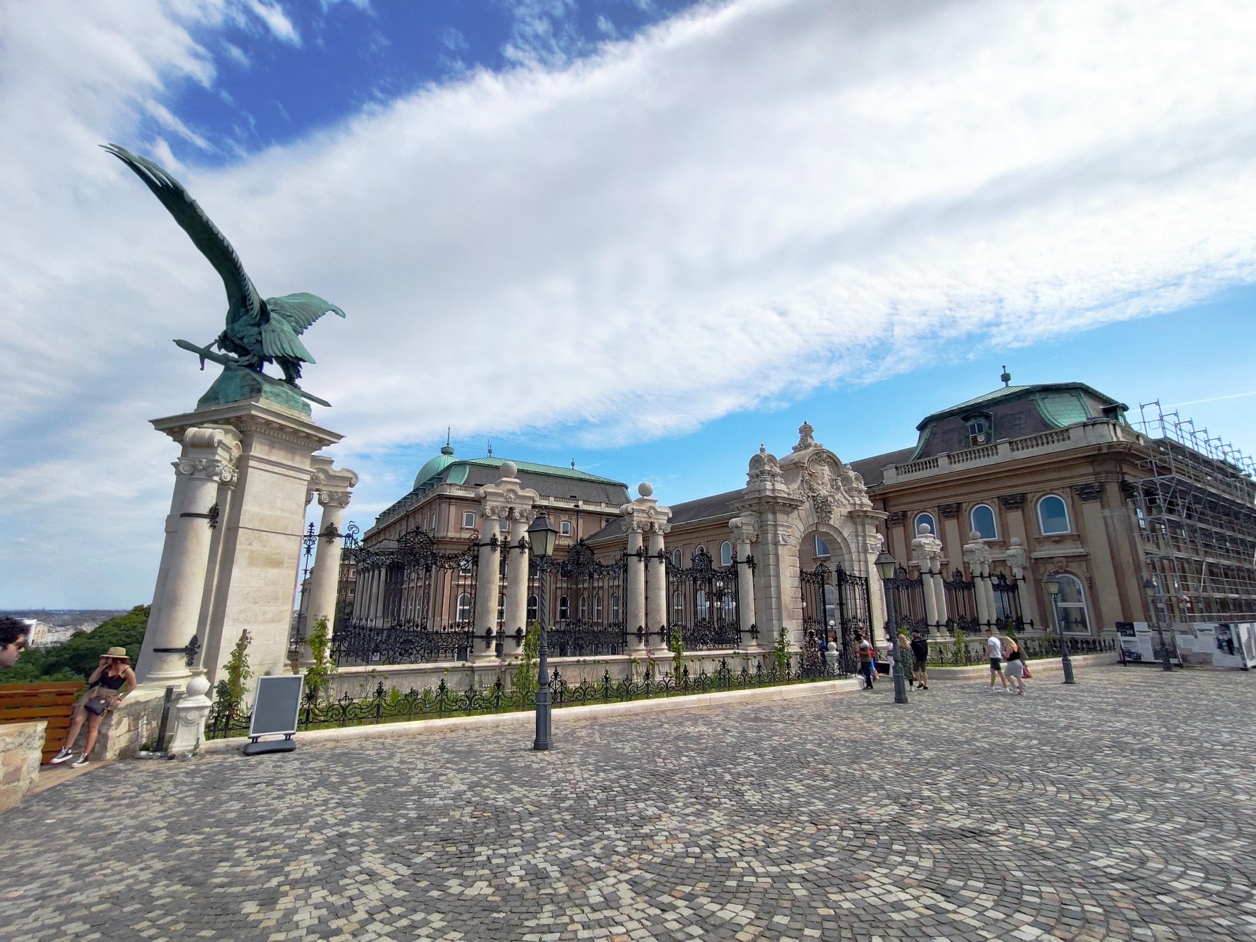 Free Buda Castle walking tour - Top Budapest Tours